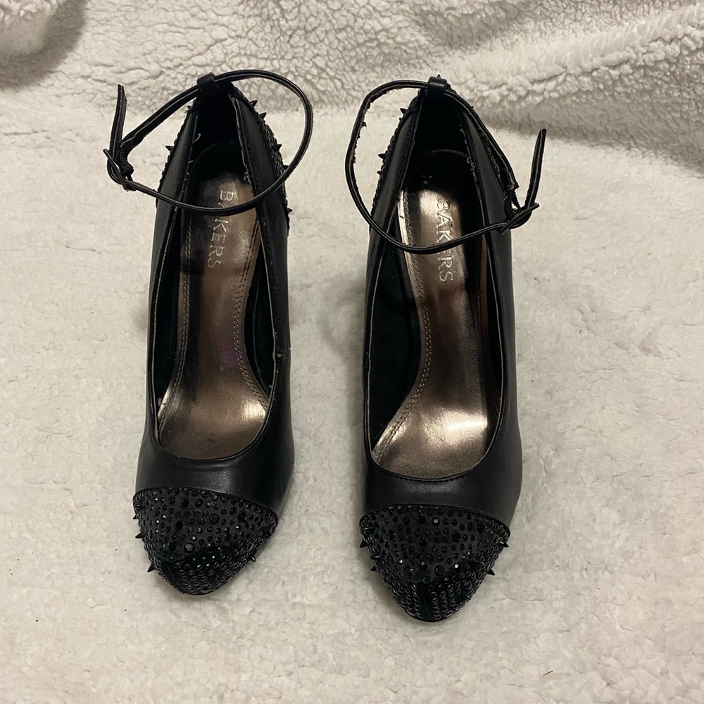 Bakers spike heels size 7.5